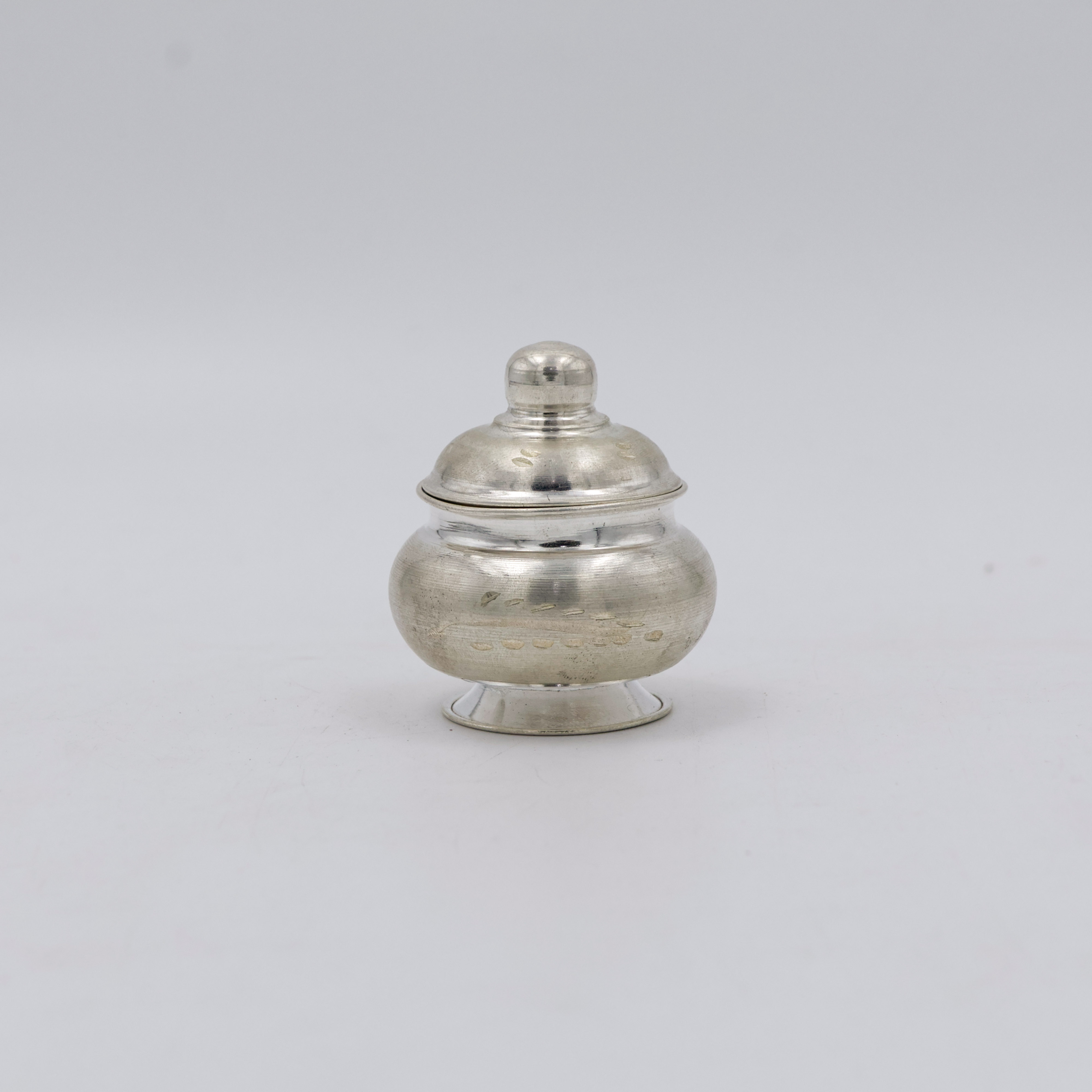 New Akshaya Jewellers - Silver Kum Kum Dabbi